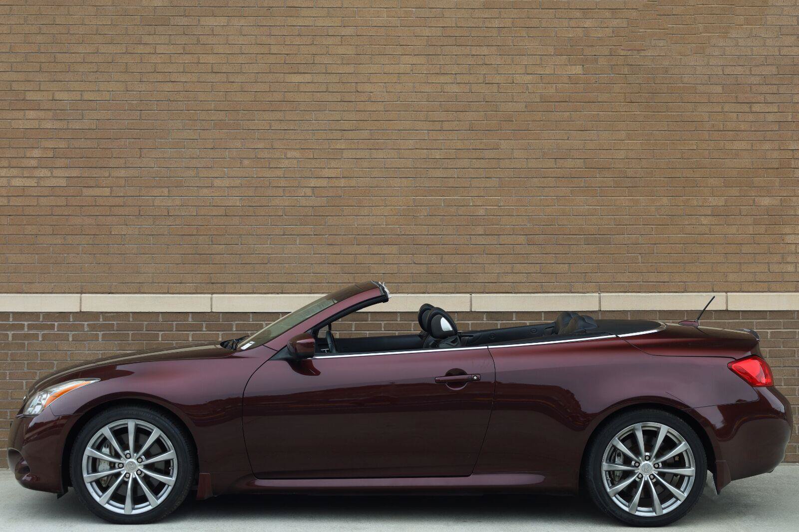 Used 2009 INFINITI G37 Convertible w/ Premium Pkg RWD image 6