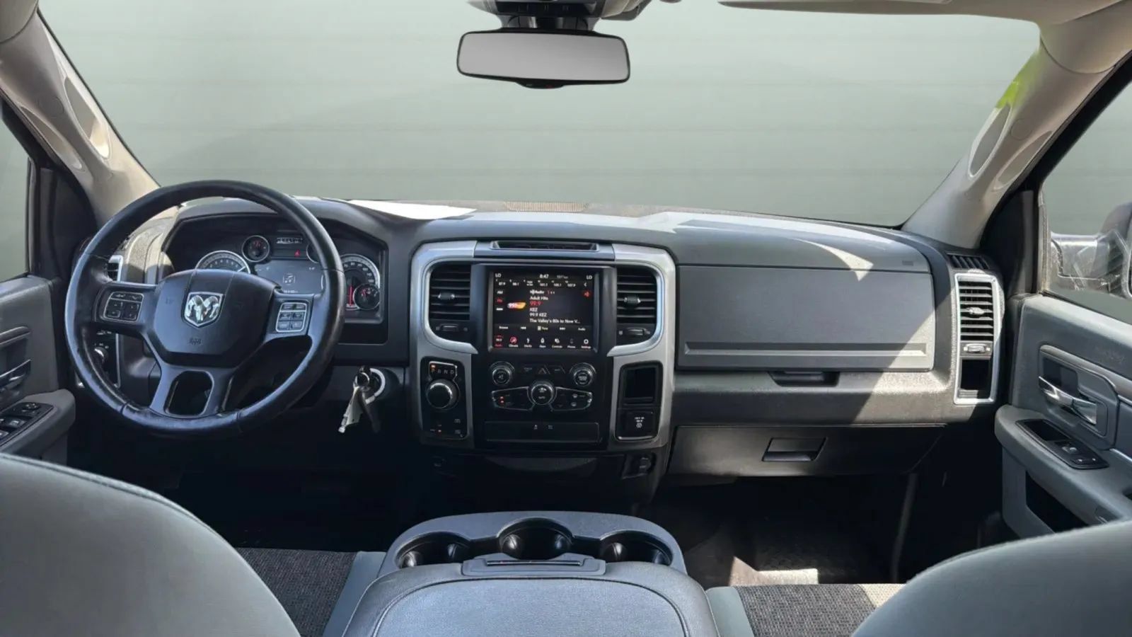 Used 2019 RAM 1500 Classic SLT w/ Luxury Group AWD/4WD image 26