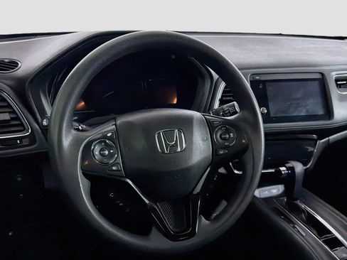 Used 2021 Honda HR-V EX image 18