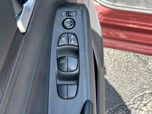 Used 2025 Nissan Altima 2.5 SV FWD image 17