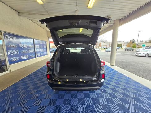 Used 2023 Ford Escape ST-Line w/ Tech Pack #1 image 9