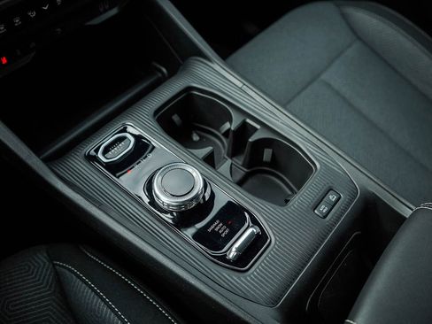 New 2026 Jeep Cherokee Laredo AWD/4WD image 26