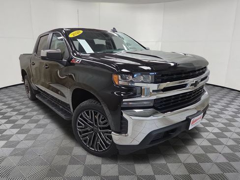 Used 2020 Chevrolet Silverado 1500 LT w/ All-Star Edition AWD/4WD image 3