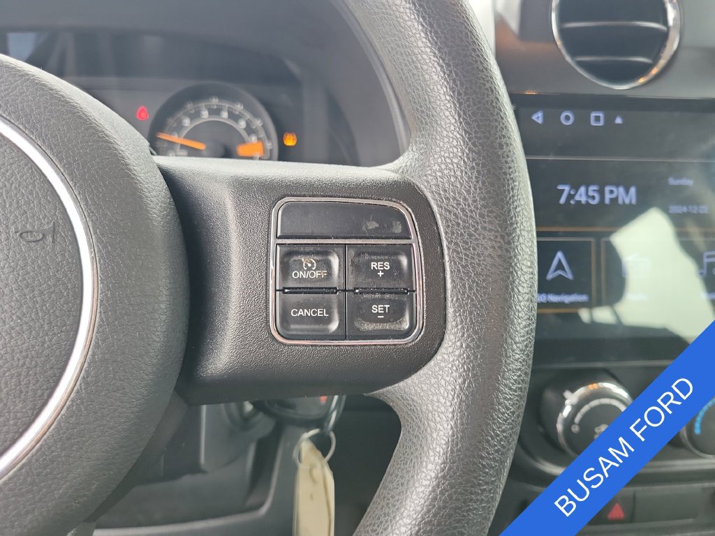 Used 2016 Jeep Patriot Sport w/ Power Value Group AWD/4WD image 22