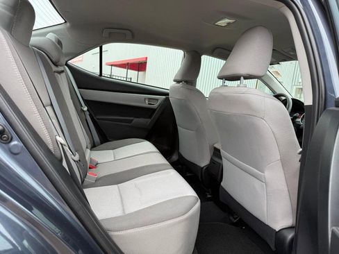 Used 2017 Toyota Corolla LE image 12