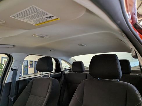 Used 2018 Ford Focus SE FWD image 19