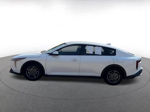 Used 2025 Kia K4 FWD image 9