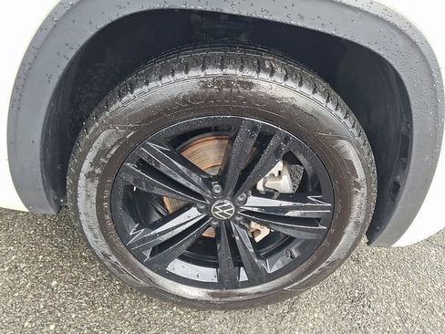 Used 2023 Volkswagen Atlas Cross Sport SEL R-Line image 8