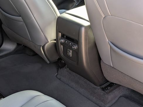 Used 2023 Buick Enclave Essence w/ Experience Buick Package FWD image 34