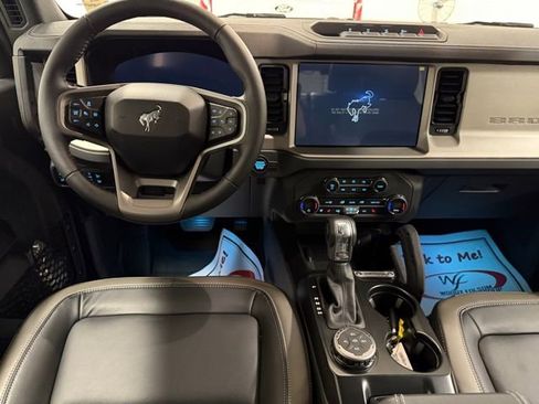 New 2025 Ford Bronco Outer Banks w/ Sasquatch Package image 18