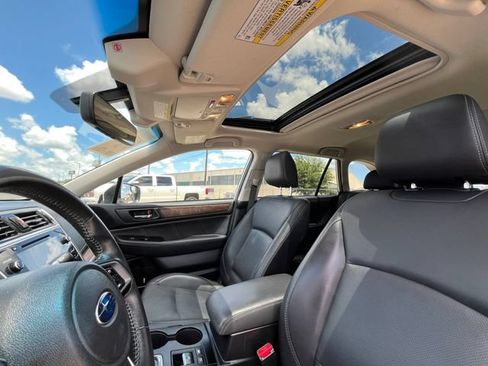 Used 2018 Subaru Outback 2.5i Limited AWD/4WD image 7