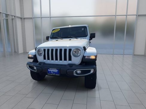 Used 2020 Jeep Wrangler Unlimited Sahara AWD/4WD image 3