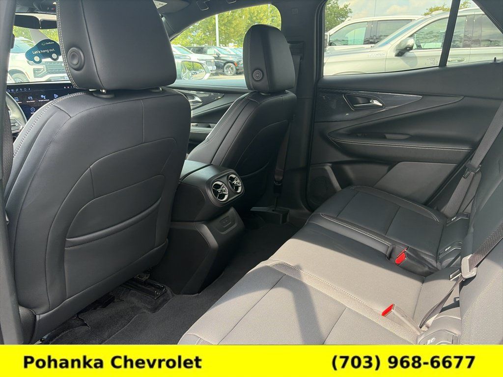 Certified 2024 Chevrolet Blazer EV LT AWD/4WD image 22
