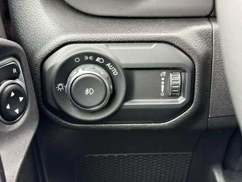 Used 2023 Jeep Wrangler Sport AWD/4WD image 12