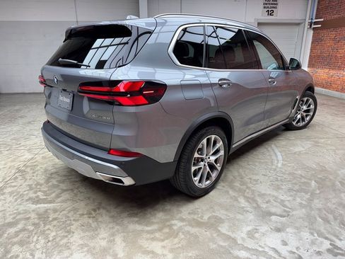 Certified 2025 BMW X5 xDrive40i w/ Climate Comfort Package image 5