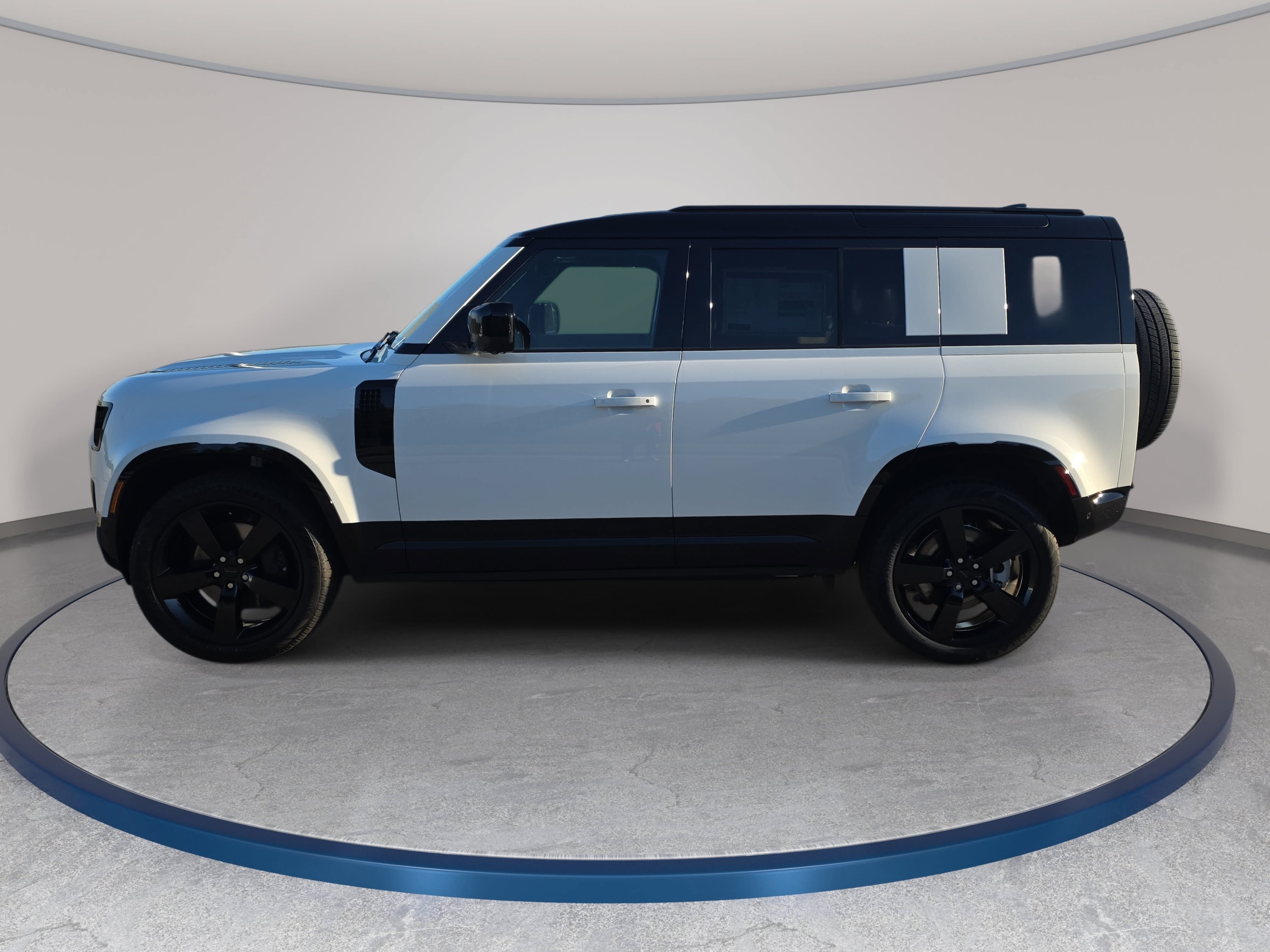 New 2026 Land Rover Defender 110 X-Dynamic SE AWD/4WD image 8