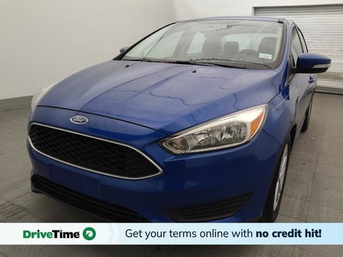 Used 2018 Ford Focus SE w/ Cold Weather Package FWD image 1