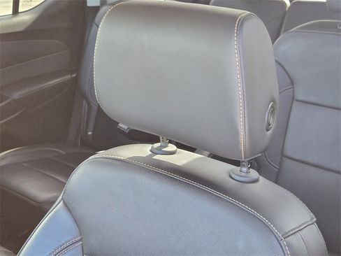 Used 2019 Chevrolet Traverse Premier image 21