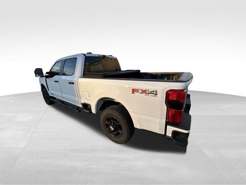 Used 2023 Ford F250 XL w/ STX Appearance Package image 3