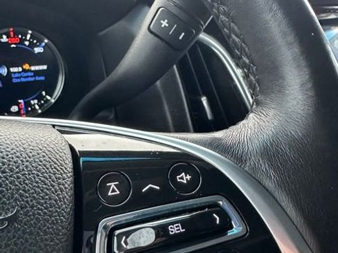 Used 2016 Cadillac Escalade ESV Premium image 26