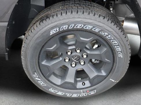 New 2026 RAM 1500 Express image 11