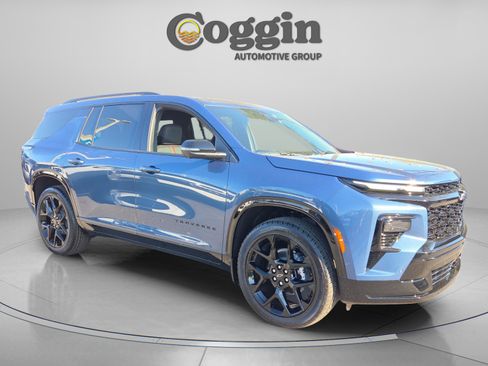 New 2026 Chevrolet Traverse RS w/ LPO, Floor Liner Package image 7