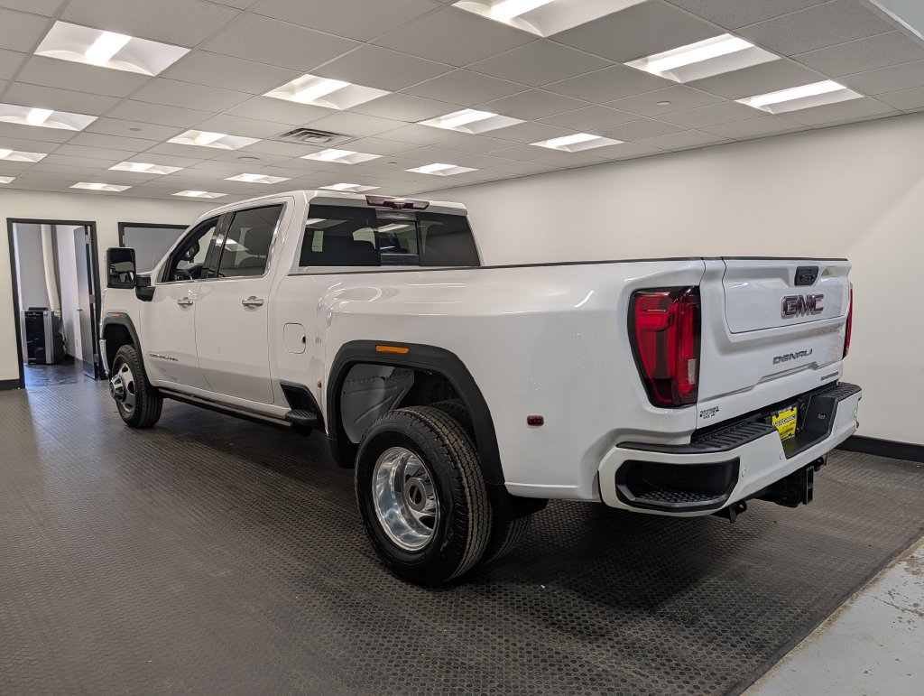Used 2021 GMC Sierra 3500 Denali w/ Denali Ultimate Package AWD/4WD image 37