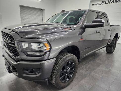 Used 2022 RAM 2500 Big Horn w/ Night Edition image 7