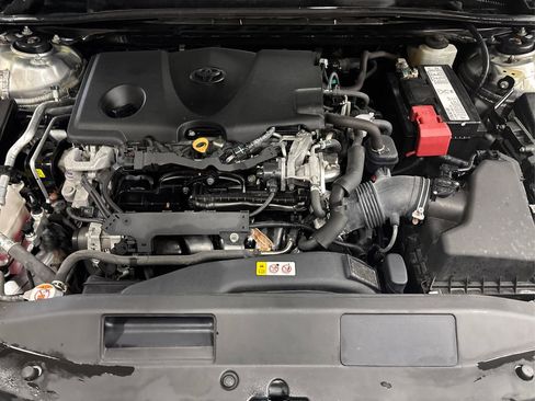 Used 2019 Toyota Camry XSE w/ Navigation Package image 13