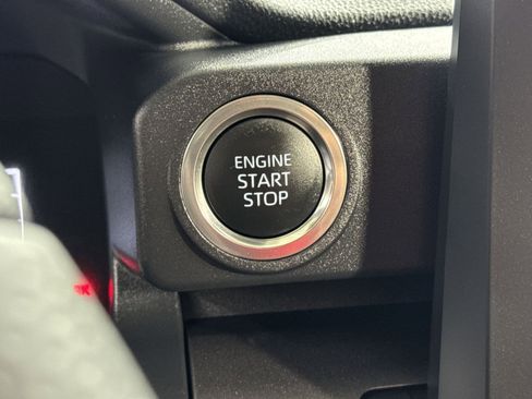 Used 2025 Toyota 4Runner SR5 image 35