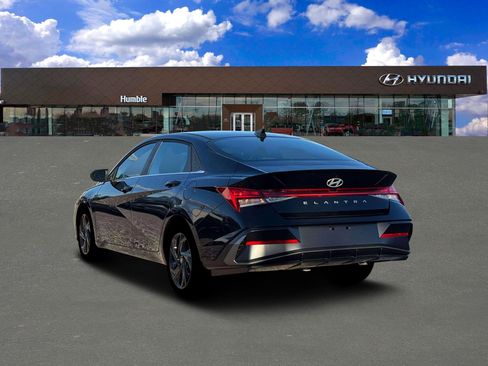 New 2026 Hyundai Elantra SEL Sport Premium FWD image 5