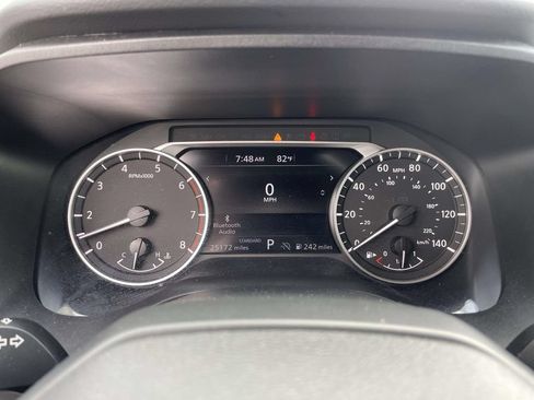 Used 2025 Nissan Rogue SV FWD image 21