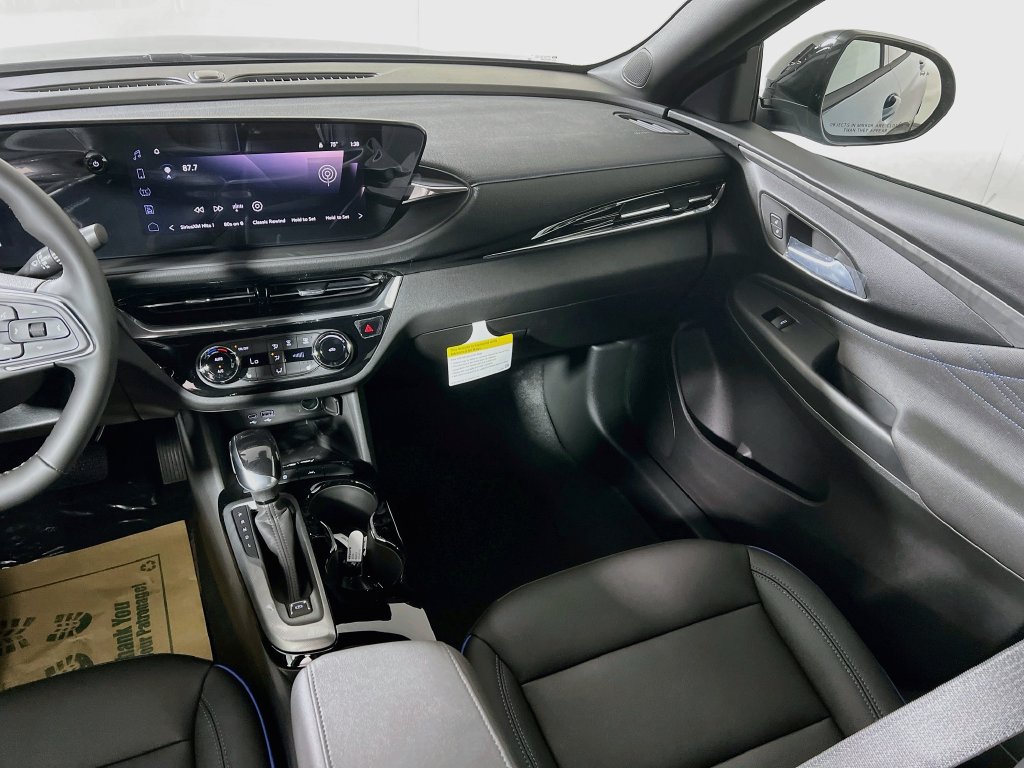 New 2026 Buick Envista Sport Touring w/ Convenience I Package FWD image 18
