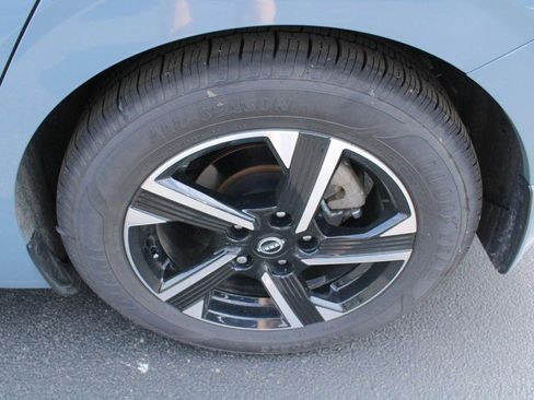 Used 2024 Nissan Sentra SV w/ All-Weather Package image 8