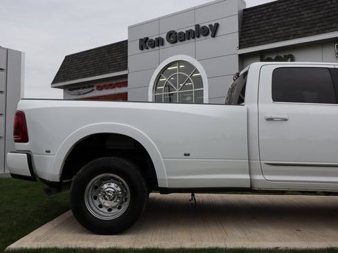 Used 2025 RAM 3500 Limited w/ Max Tow Package image 43