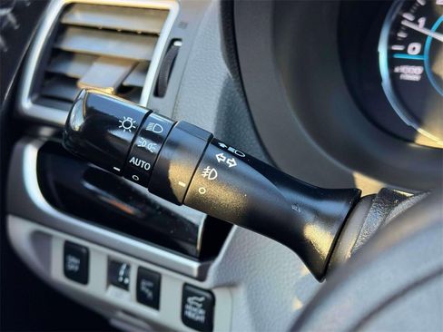 Used 2018 Subaru Forester 2.5i Limited image 21