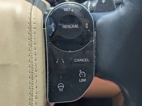 Used 2019 Land Rover Range Rover Supercharged AWD/4WD image 31