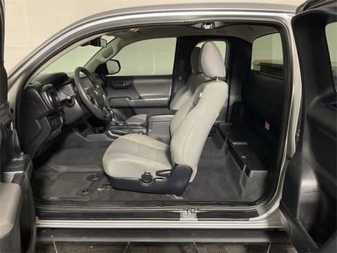 Used 2021 Toyota Tacoma SR image 29
