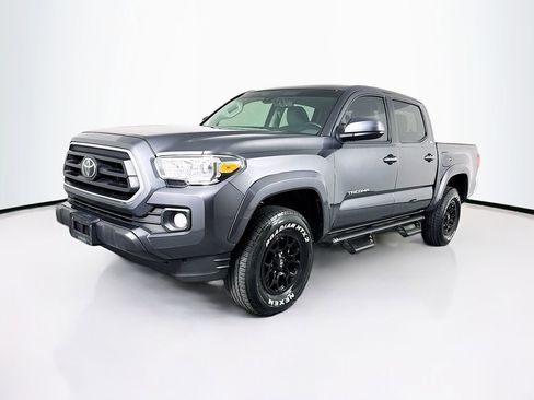 Used 2021 Toyota Tacoma SR5 image 3