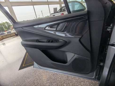 New 2025 Chevrolet Blazer EV LT FWD image 22