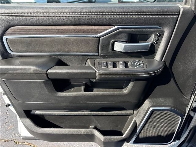 Used 2026 RAM 2500 Laramie AWD/4WD image 15