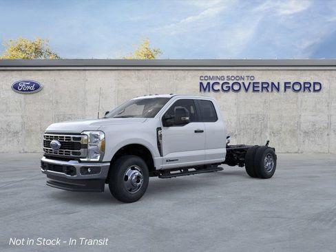 New 2026 Ford F350 XL w/ XL Chrome Package image 2