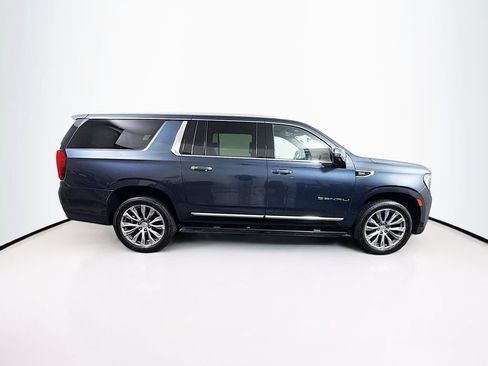Used 2021 GMC Yukon XL Denali w/ Denali Premium Package AWD/4WD image 8
