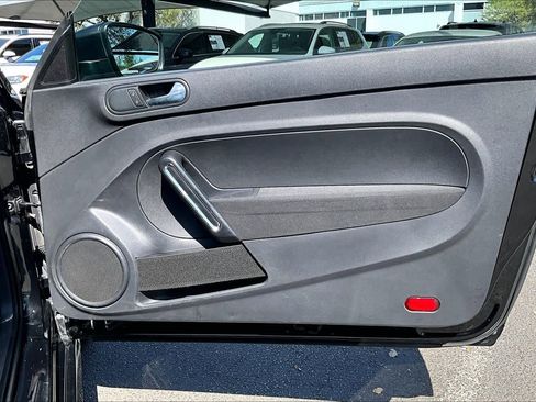 Used 2015 Volkswagen Beetle 1.8T image 23