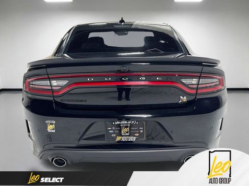 Used 2023 Dodge Charger Scat Pack w/ Plus Group RWD image 9