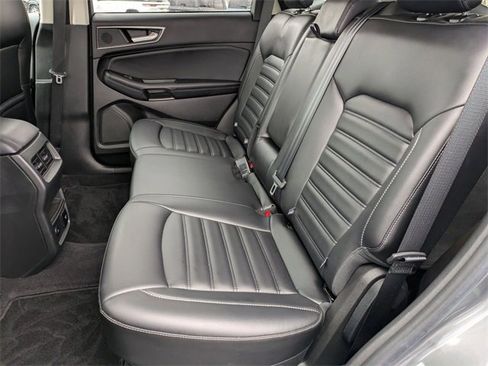 Used 2023 Ford Edge SEL w/ Convenience Package image 29