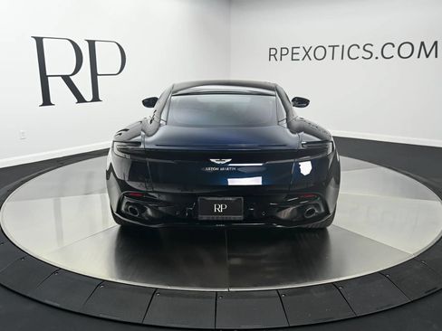 Used 2019 Aston Martin DB11 AMR RWD image 14