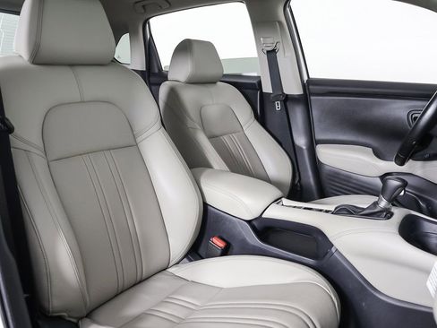 Used 2025 Honda HR-V EX-L image 30