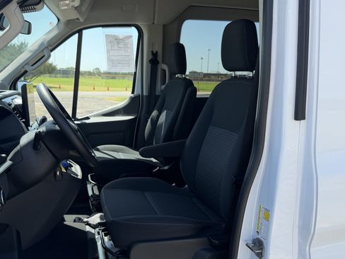 Certified 2023 Ford Transit 350 XLT RWD image 19