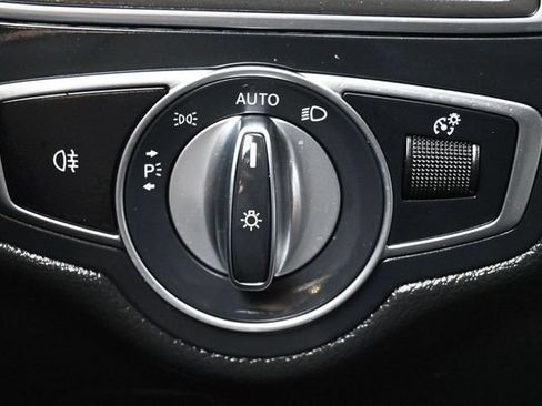 Used 2020 Mercedes-Benz C 300 4MATIC Sedan image 24